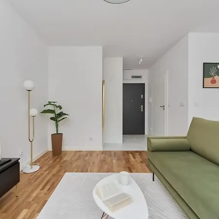 Cozy With Balcony In Very Close To Main Market Square By Renters Apartmán Vratislav